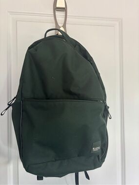 lululemon athletica Dark Green 22L Backpack